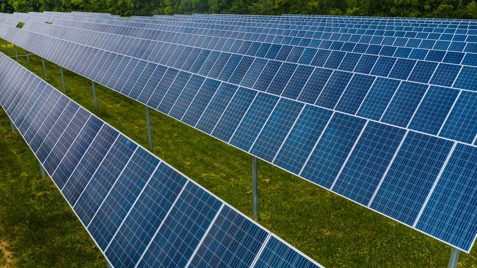 Portable & Garden Solar: A UK Beginner's Guide